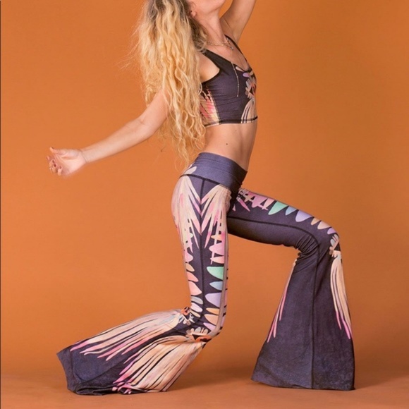 teeki Pants - Teeki Jungle Eyes Bell Bottom Yoga hot pants S